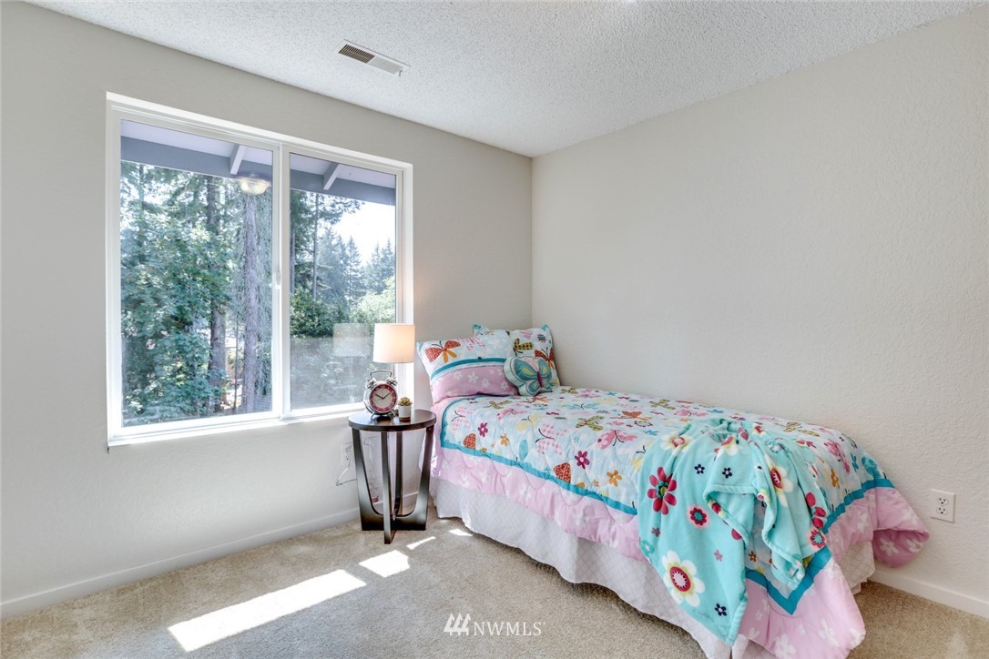 15655 Southeast 146th Place Renton, WA 98059 - Photo 17 of 25