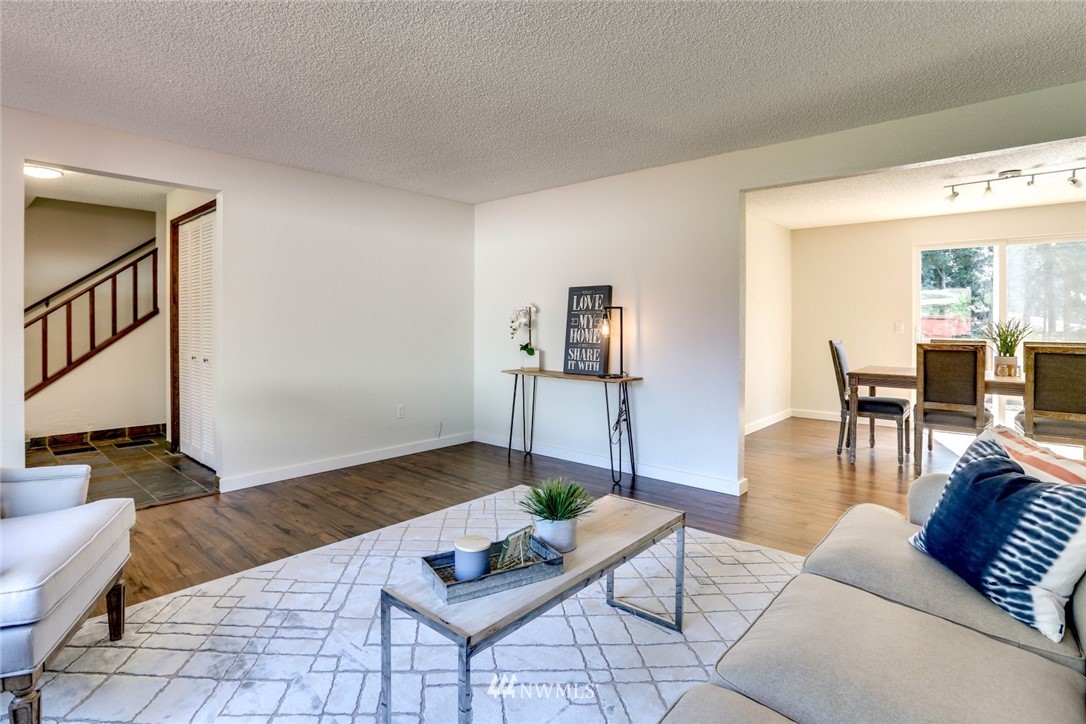 15655 Southeast 146th Place Renton, WA 98059 - Photo 7 of 25