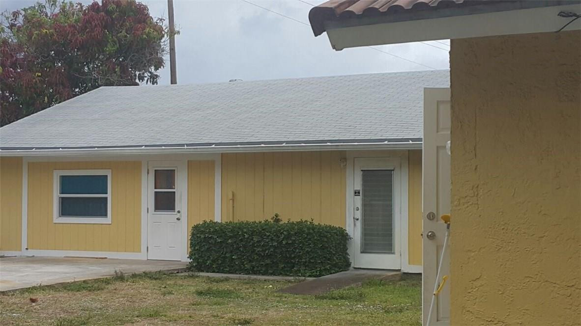 525 Hampton Road West Palm Beach, FL 33405 - Photo 1 of 17 Photo 1