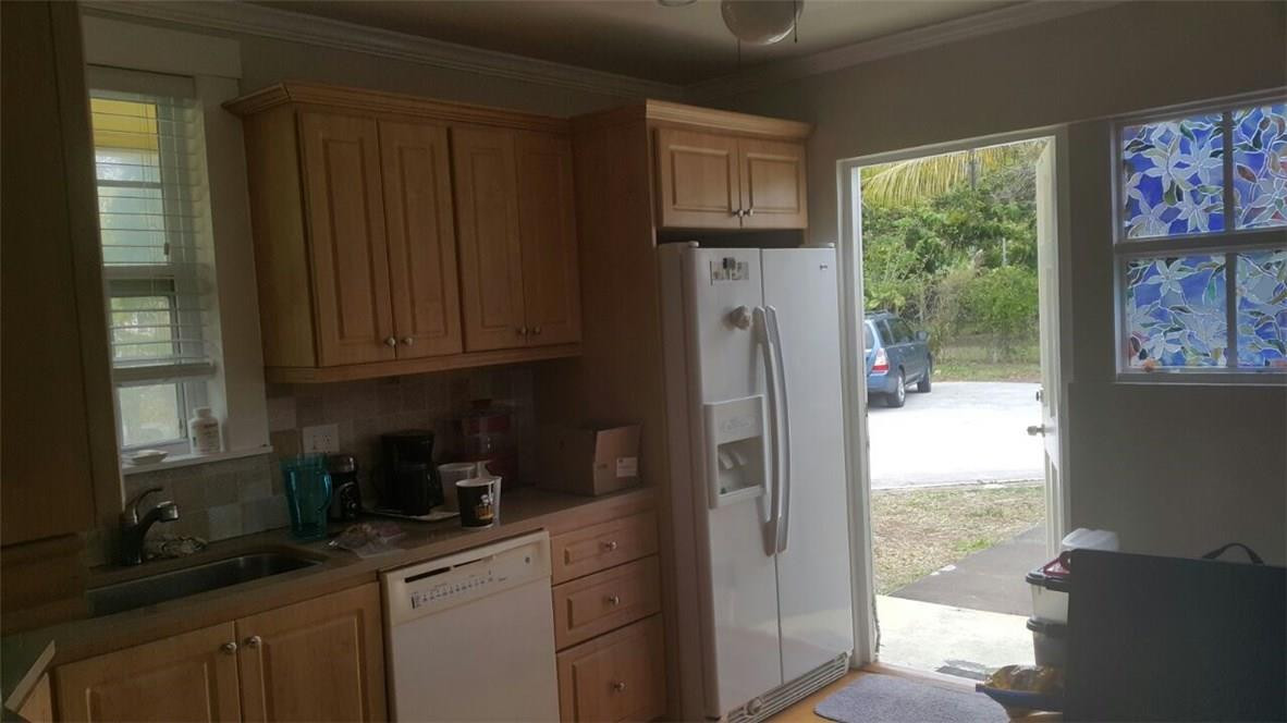 525 Hampton Road West Palm Beach, FL 33405 - Photo 15 of 17 Photo 15