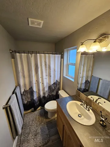 $365,000 | 1090 West 10th Street, Weiser, ID 83672