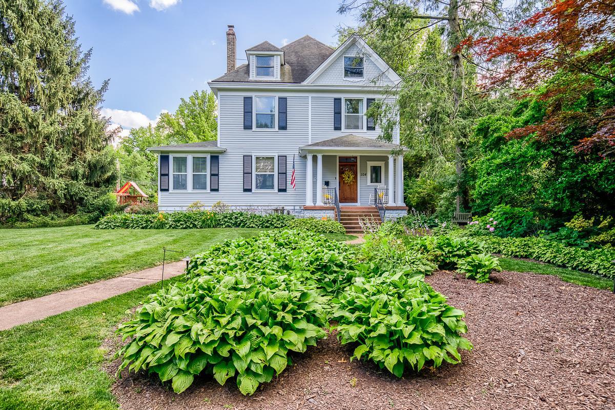 104 West Jackson Road Webster Groves, MO 63119 - Photo 2 of 58 Gallery Image 2