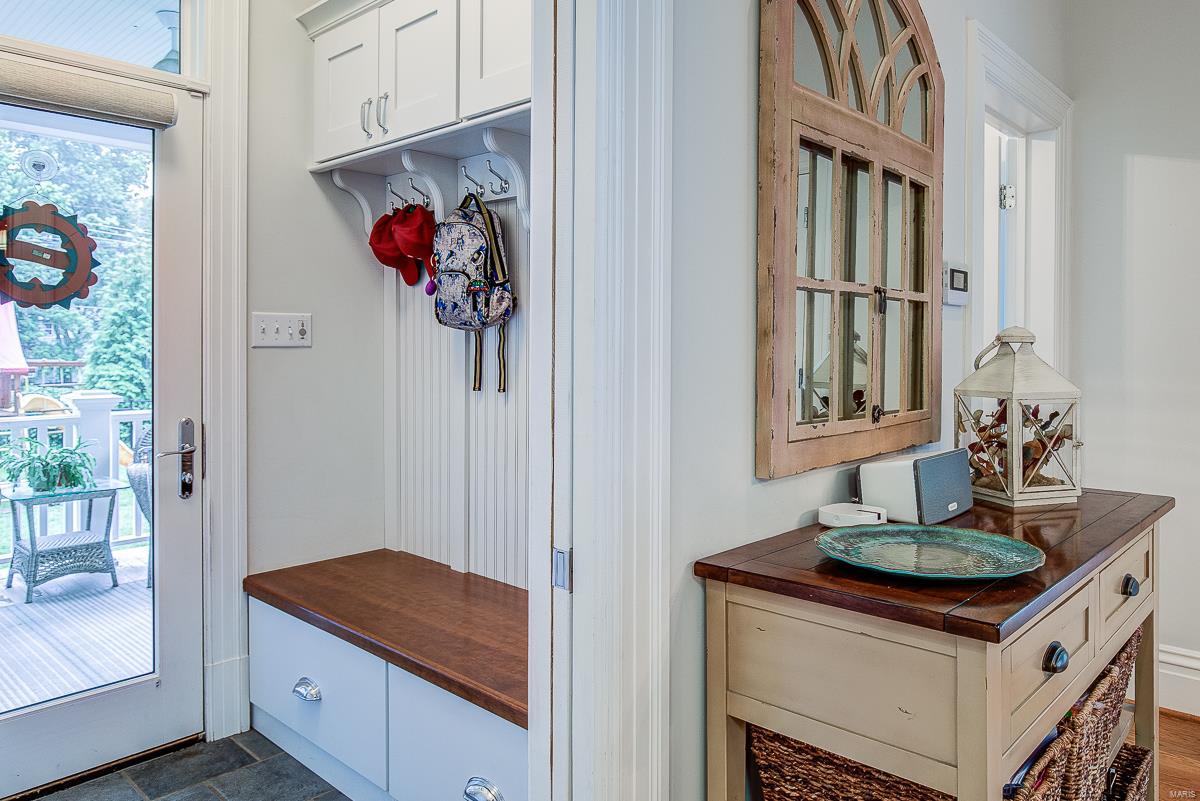 104 West Jackson Road Webster Groves, MO 63119 - Photo 11 of 58 Gallery Image 11