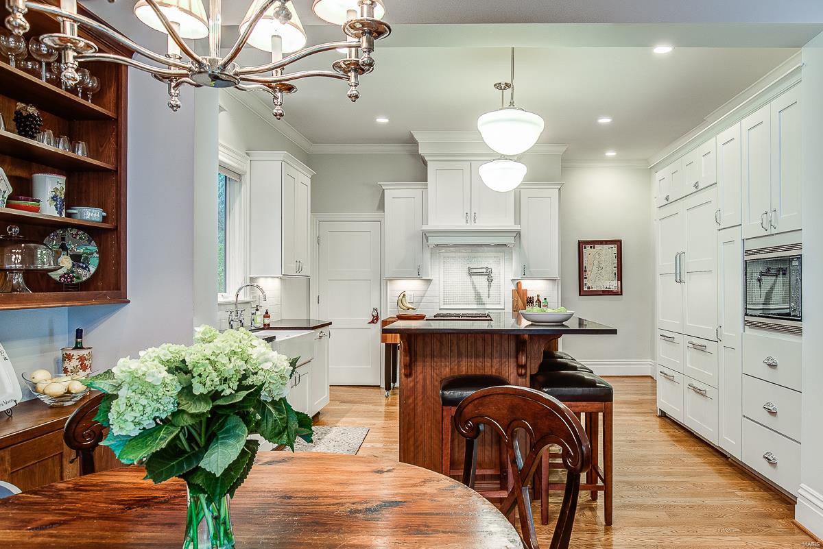 104 West Jackson Road Webster Groves, MO 63119 - Photo 16 of 58 Gallery Image 16