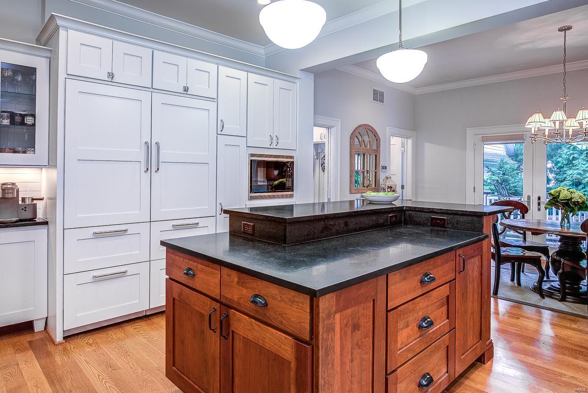 104 West Jackson Road Webster Groves, MO 63119 - Photo 19 of 58 Gallery Image 19