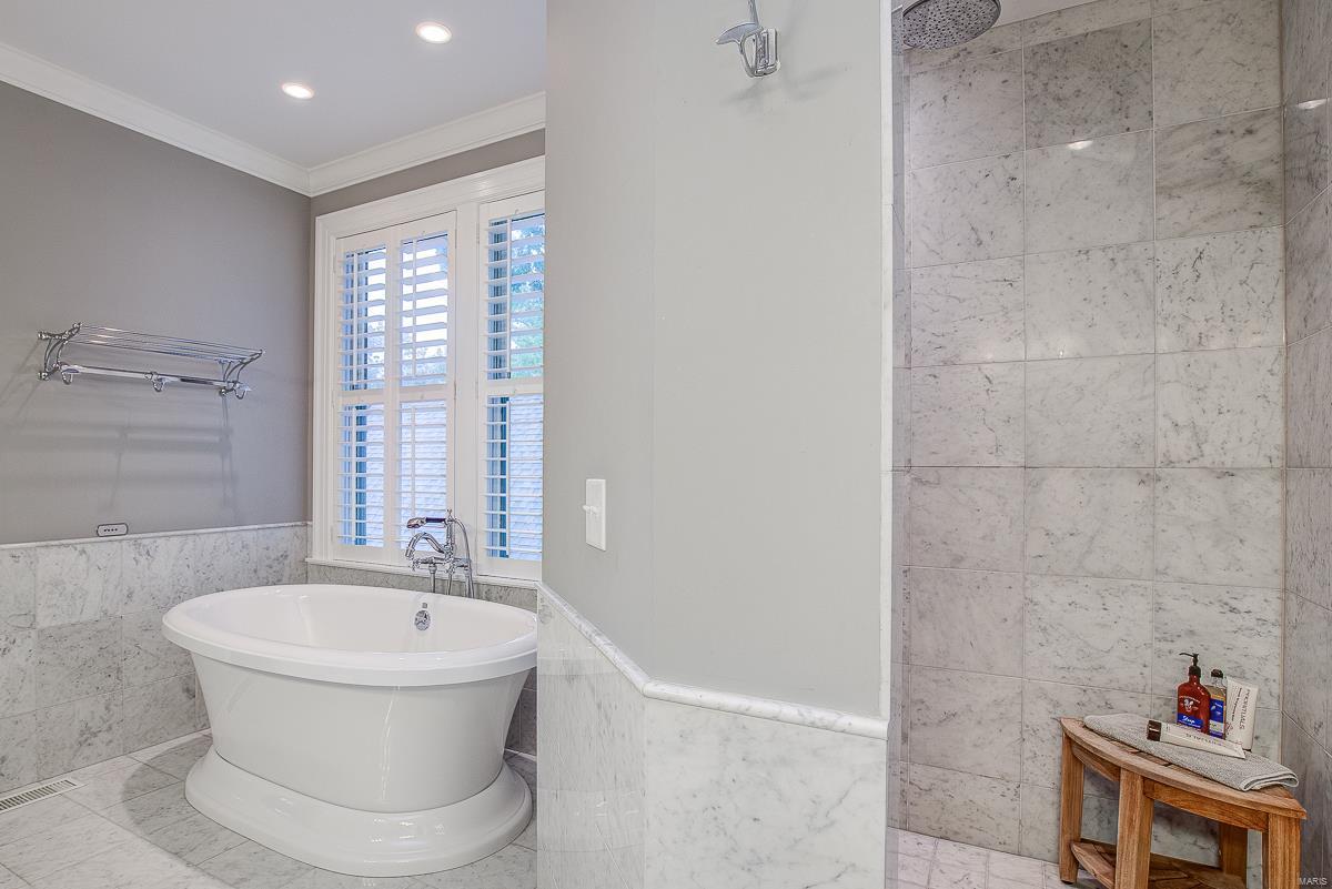 104 West Jackson Road Webster Groves, MO 63119 - Photo 35 of 58 Gallery Image 35