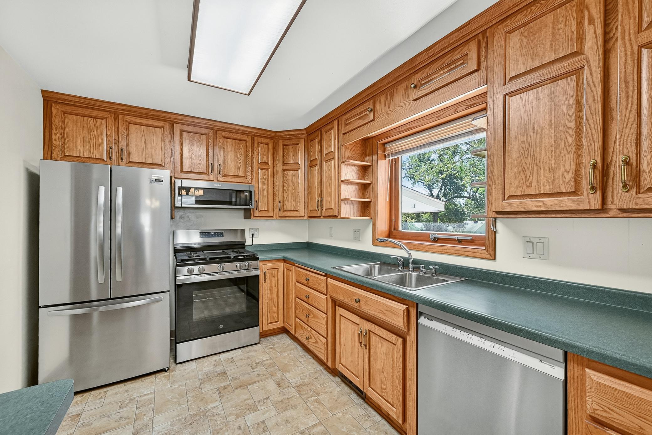 108 25th Street Southwest Rochester, MN 55902 - Photo 26 of 51 Gallery Image 26