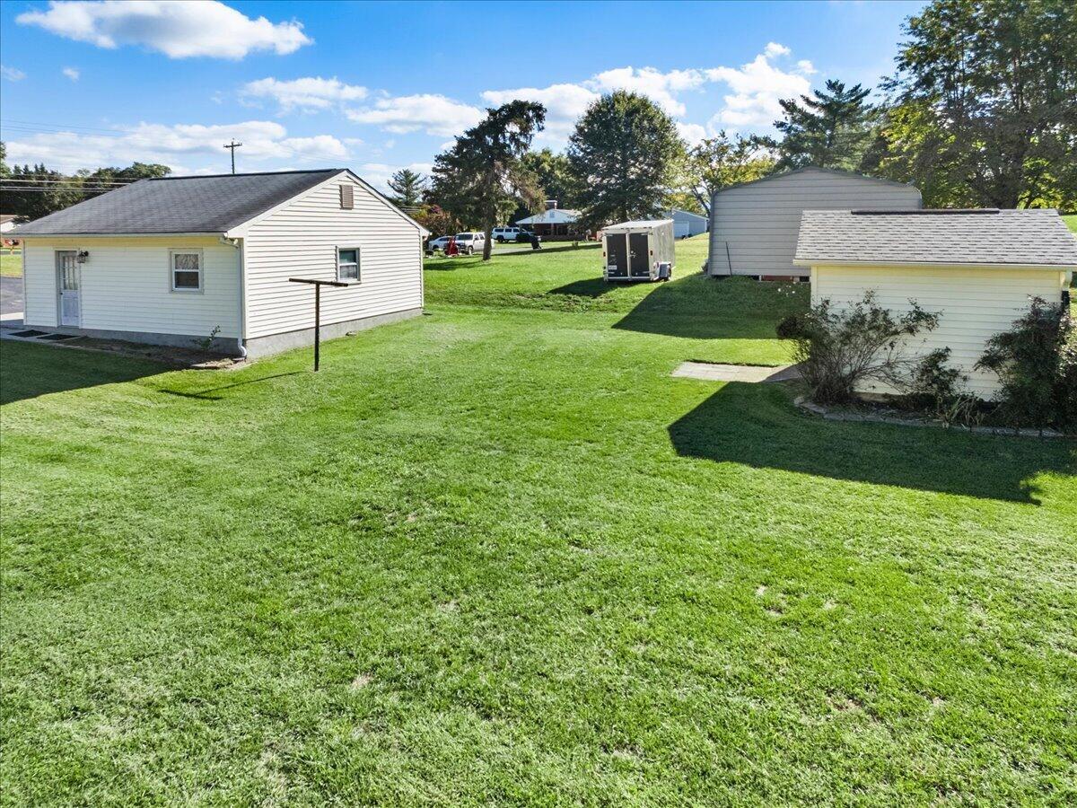 7612 Barrens Road Roanoke, VA 24019 - Photo 55 of 66 54-DJI_20261006110441_0016_D