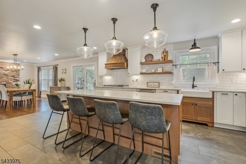 54 Dean Road Mendham, NJ 07945 - Photo 6 of 31