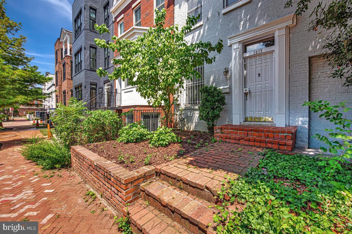 1233 4th Street Northwest Washington, DC 20001 - Photo 2 of 31