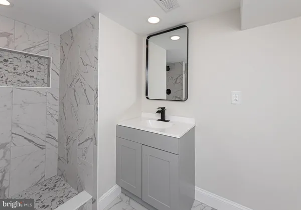 $324,900 | 2129 Mt Holly Street, Baltimore, MD 21216