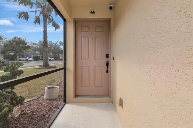 a view of residential houses with outdoor space