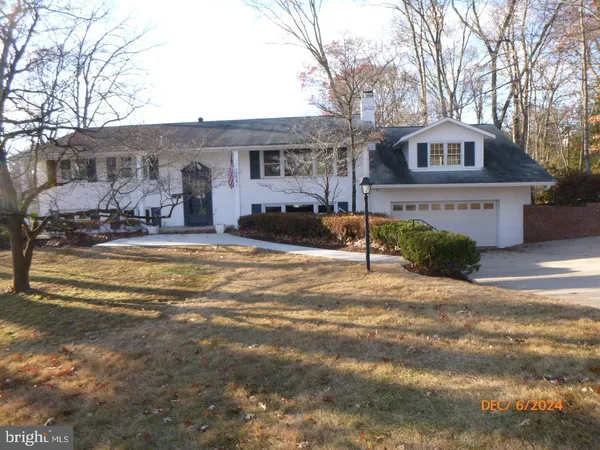 $4,200 | 4128 Doveville Lane, Fairfax, VA 22032