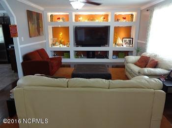 951 Isaac Road Clinton, NC 28328 - Photo 10 of 37 DSC01664