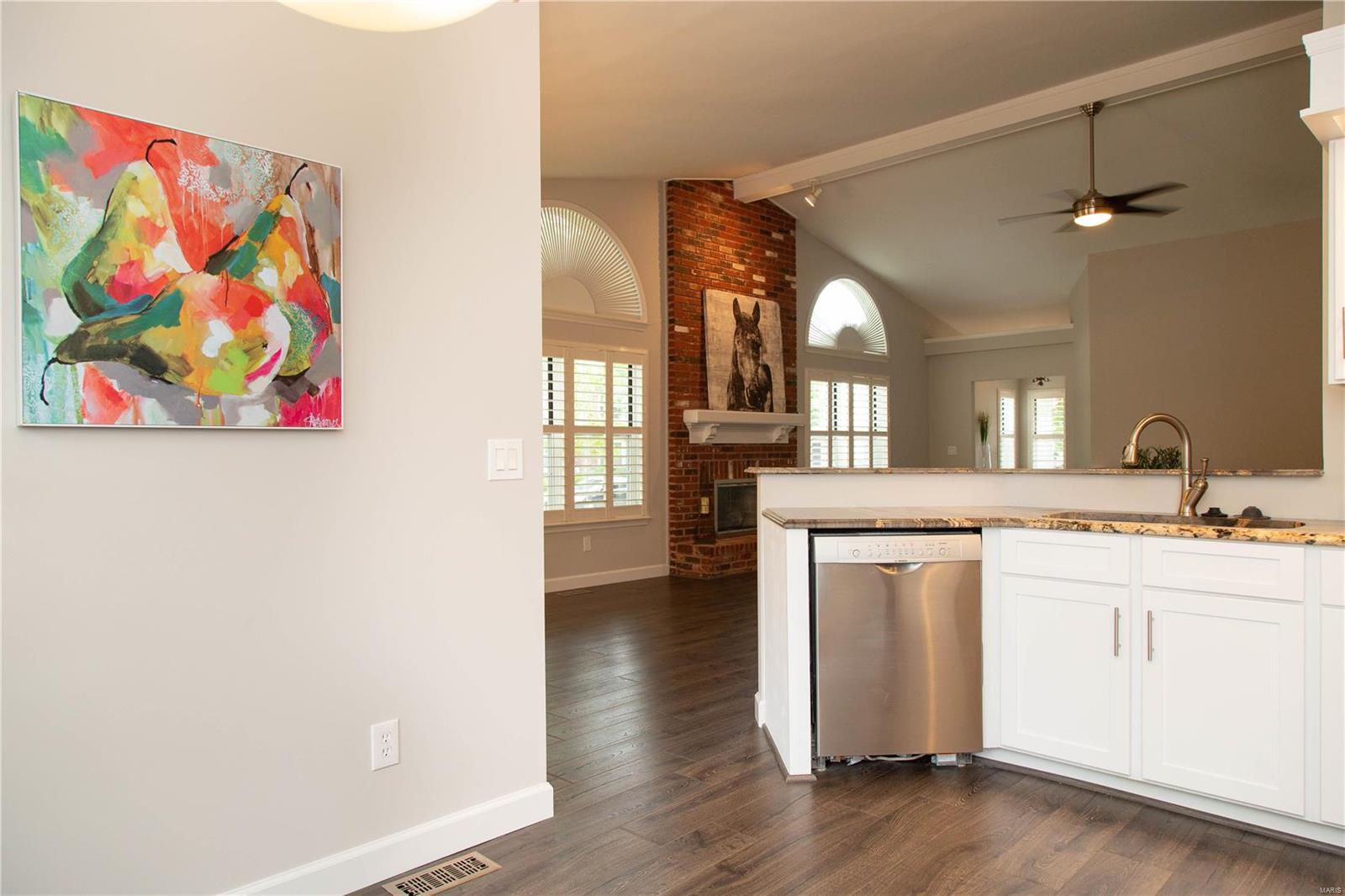 15801 Harris Ridge Court Chesterfield, MO 63017 - Photo 13 of 41 Gallery Image 13