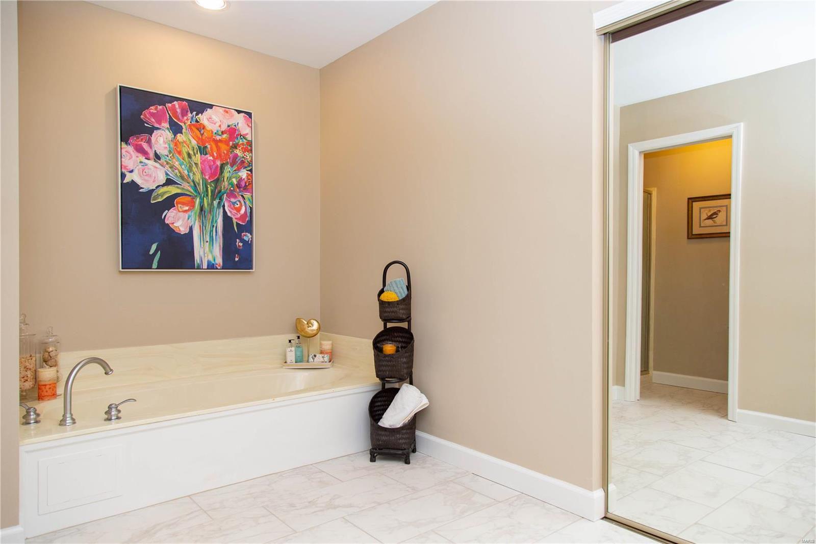 15801 Harris Ridge Court Chesterfield, MO 63017 - Photo 21 of 41 Gallery Image 21