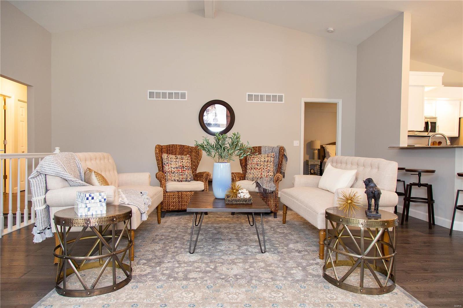 15801 Harris Ridge Court Chesterfield, MO 63017 - Photo 5 of 41 Gallery Image 5