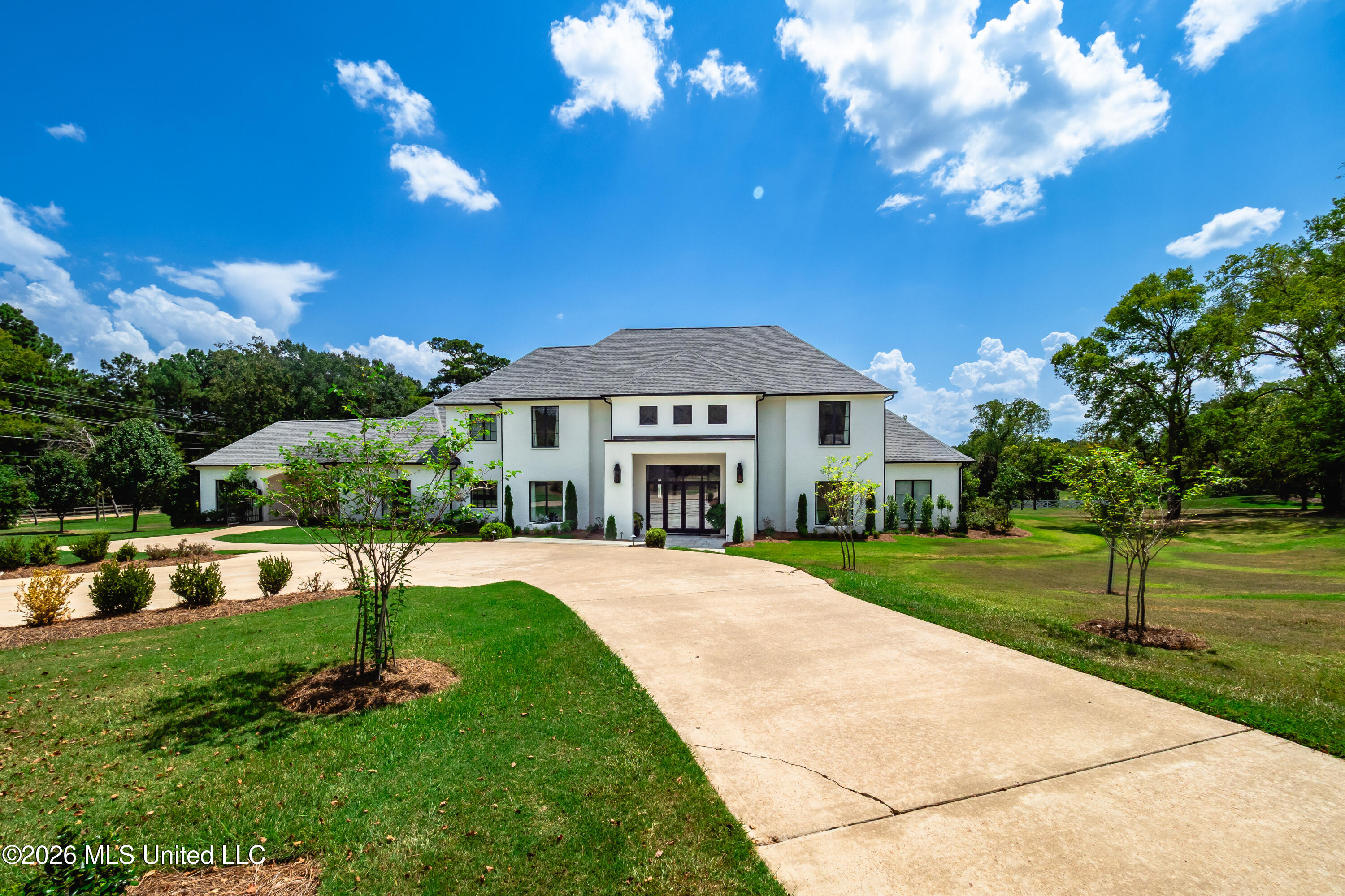 100 Bridgewater Crossing Ridgeland, MS 39157 - Photo 1 of 70 P9030002