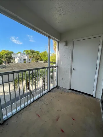 $1,700 | 5686 Rock Island Road, Unit 114, Tamarac, FL 33319