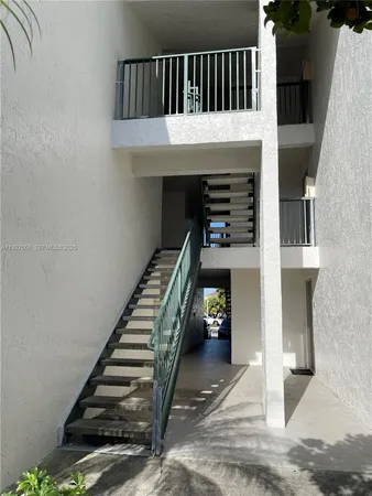 $1,700 | 5686 Rock Island Road, Unit 114, Tamarac, FL 33319