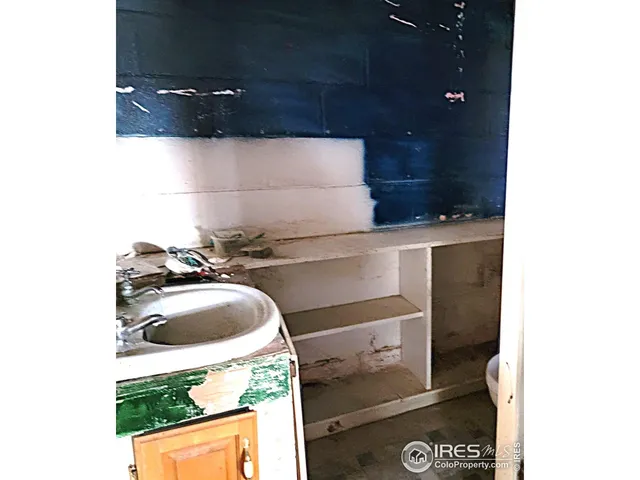 $150,000 | 401 South Fremont Avenue, Fleming, CO 80728