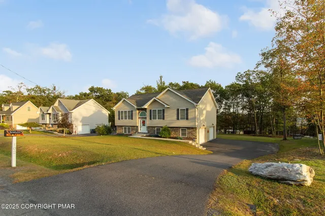 $403,900 | 102 Dogwood Road, Drums, PA 18222