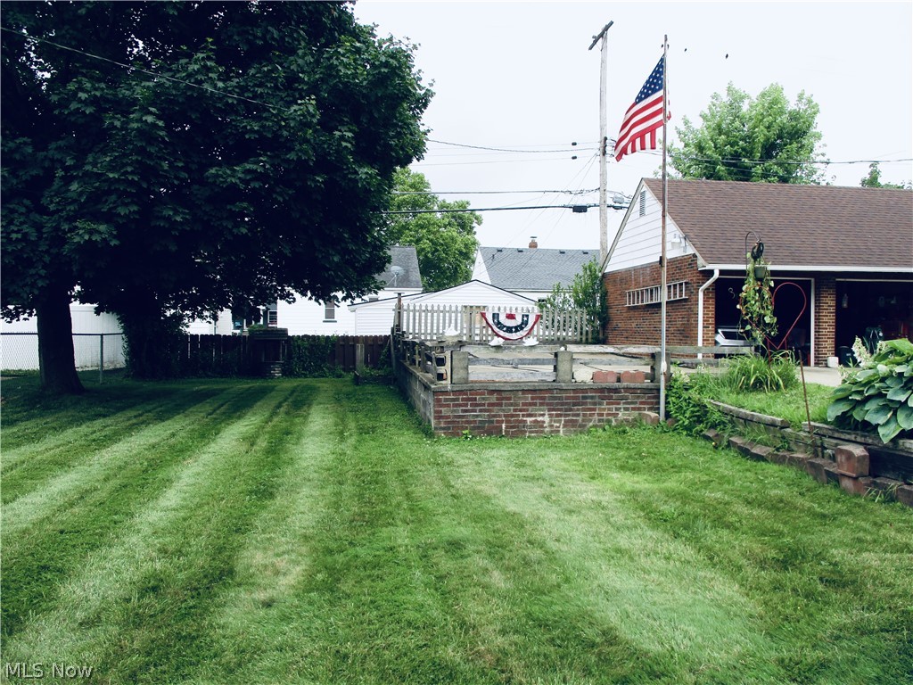 6411 Snow Road Parma, OH 44129 - Photo 2 of 14 40 x 133 adjacent lot included with the property
