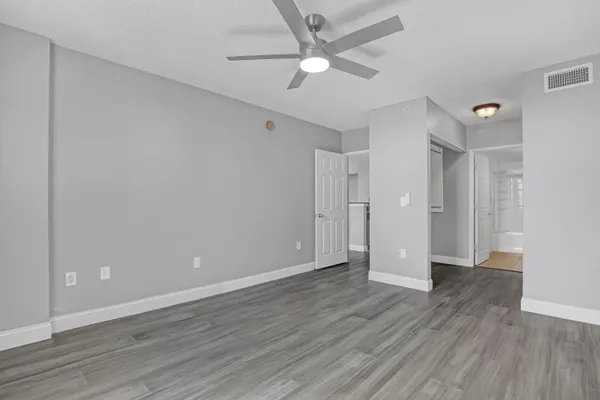 $3,500 | 651 Okeechobee Boulevard, Unit 403, West Palm Beach, FL 33401