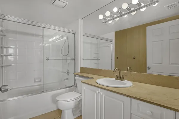 $3,500 | 651 Okeechobee Boulevard, Unit 403, West Palm Beach, FL 33401