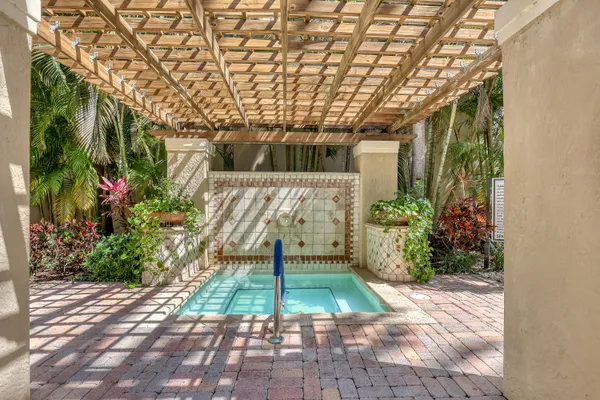 $3,500 | 651 Okeechobee Boulevard, Unit 403, West Palm Beach, FL 33401