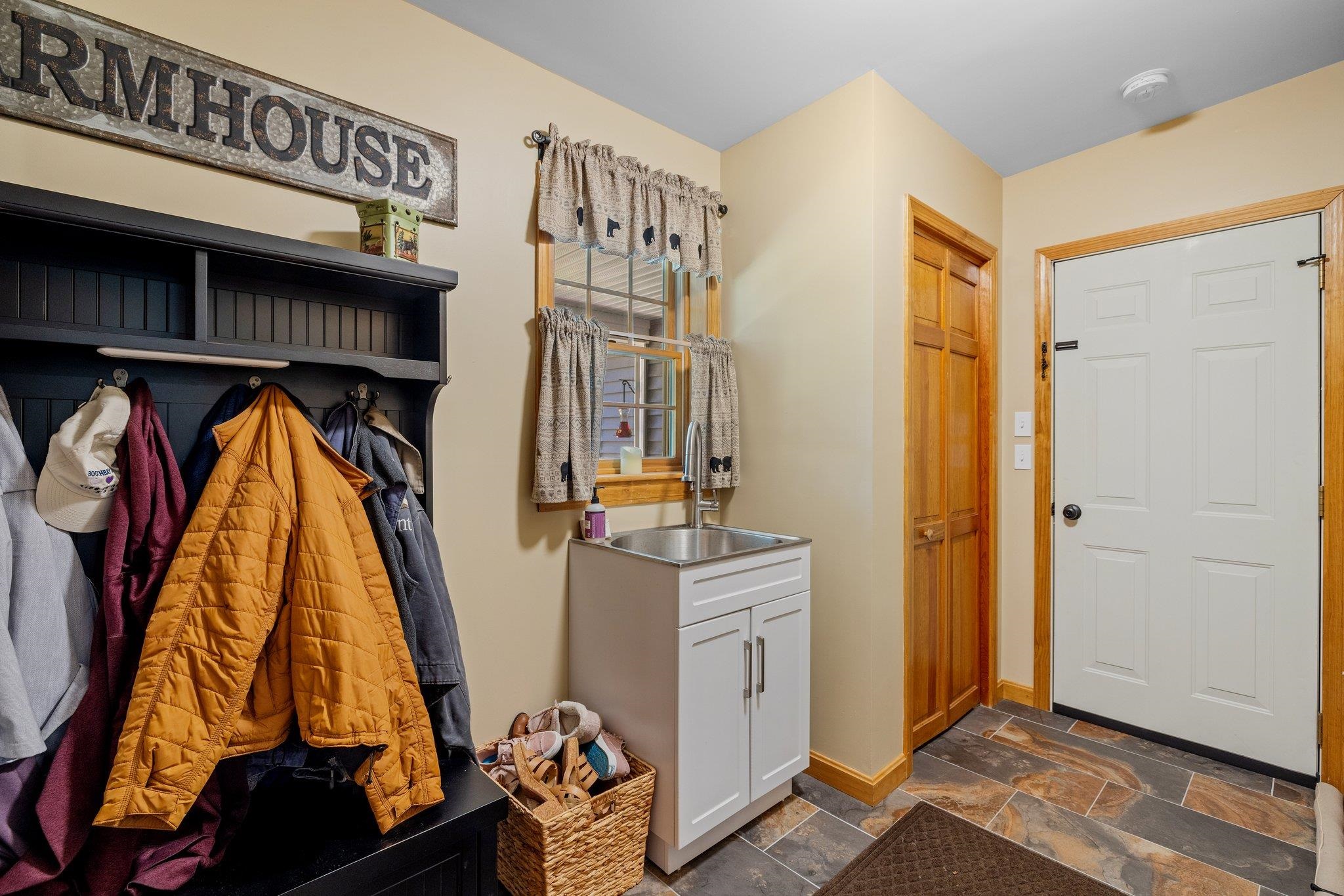 94 Calef Hill Road Franklin, NH 03235 - Photo 13 of 40