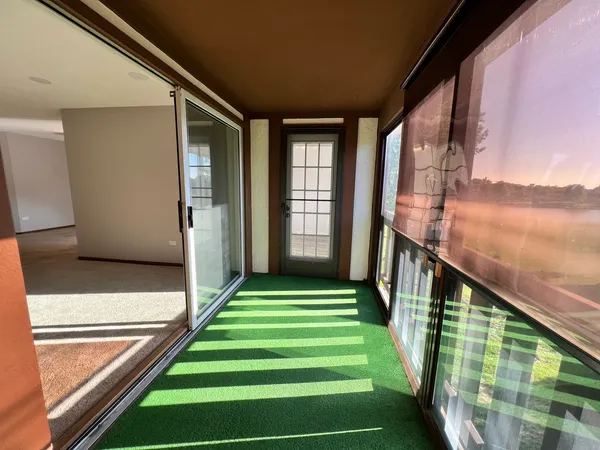 $2,700 | 15514 Orlan Brook Drive, Unit 243, Orland Park, IL 60462