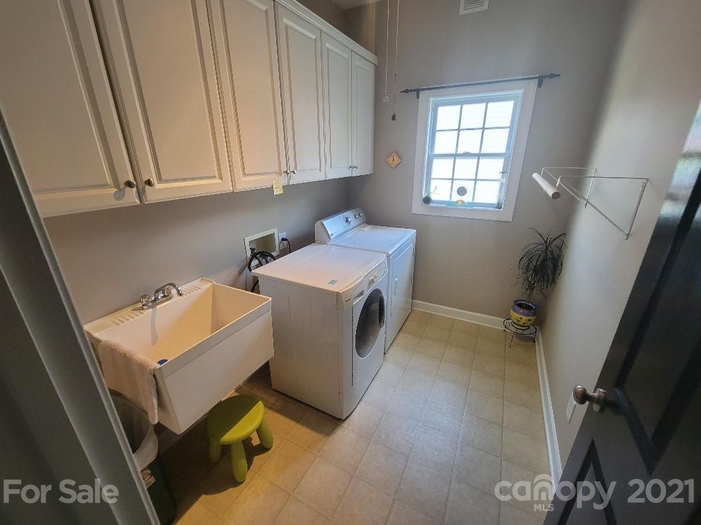 1523 Copperplate Road Charlotte, NC 28262 - Photo 36 of 43 Gallery Image 36
