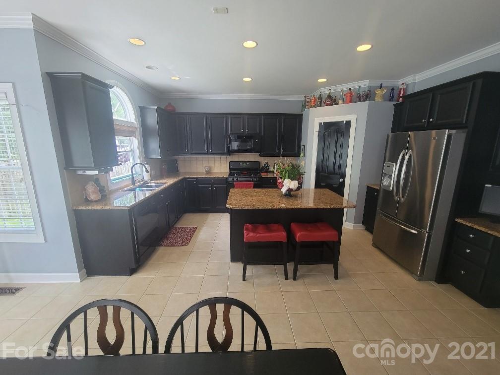 1523 Copperplate Road Charlotte, NC 28262 - Photo 9 of 43 Gallery Image 9