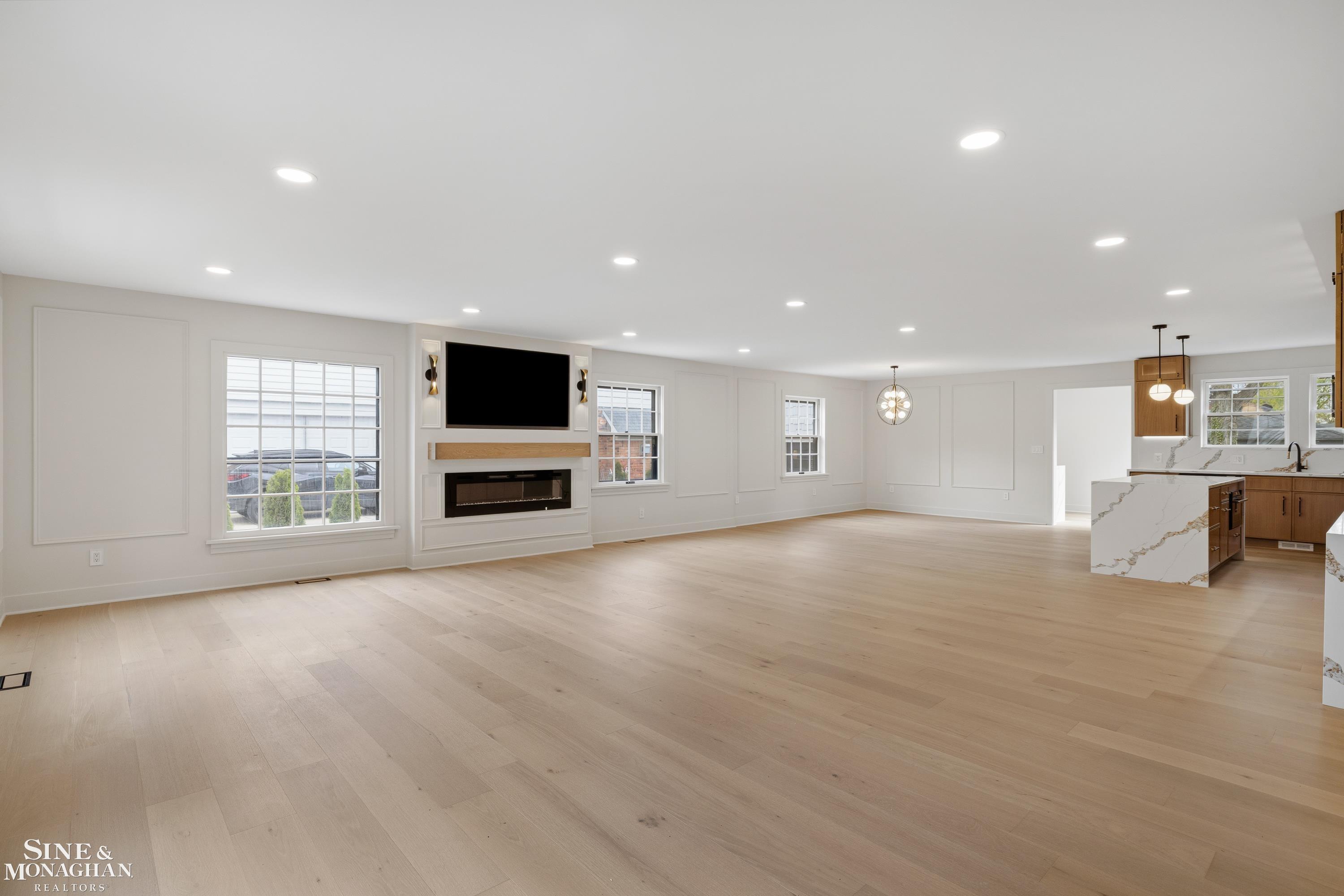 773 Hawthorne Road Grosse Pointe, MI 48236 - Photo 8 of 73