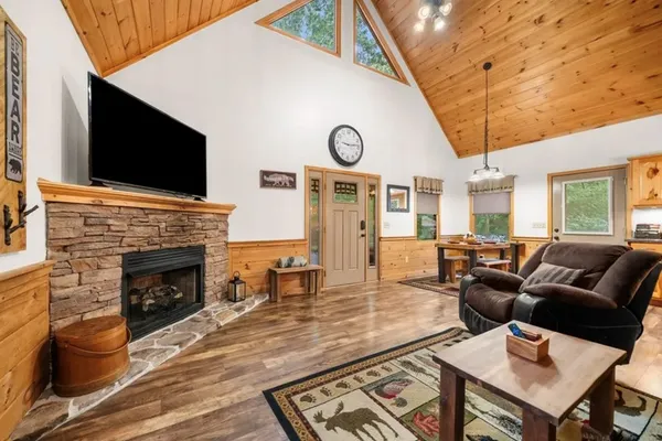 $1,800 | 1175 Nexus Drive, Ellijay, GA 30540