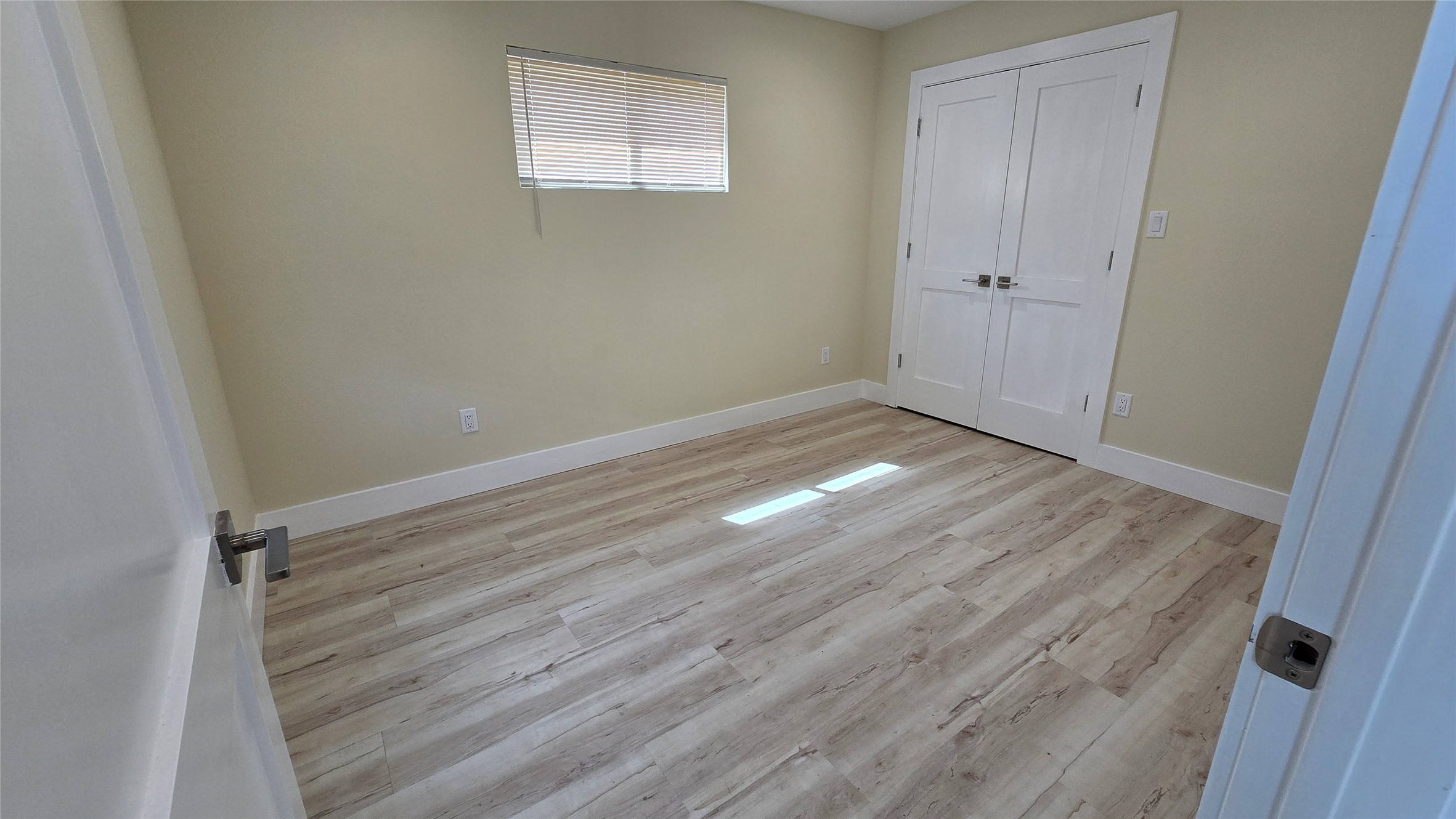3741 Seabrook Street Houston, TX 77021 - Photo 21 of 50 a view of an empty room with wooden floor