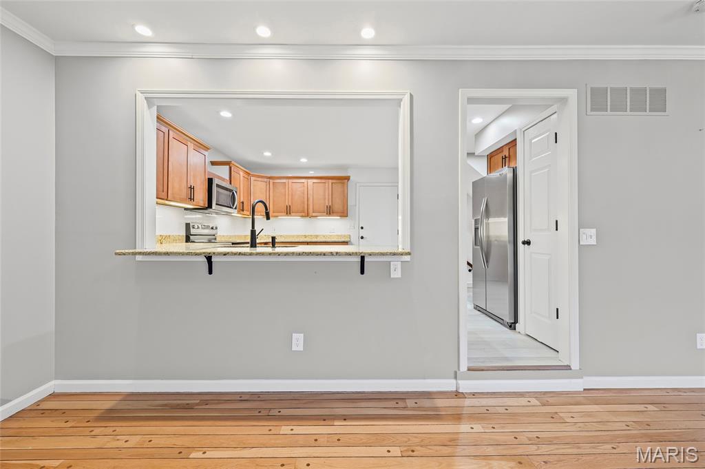 717 Turtle Cove Ballwin, MO 63011 - Photo 17 of 71