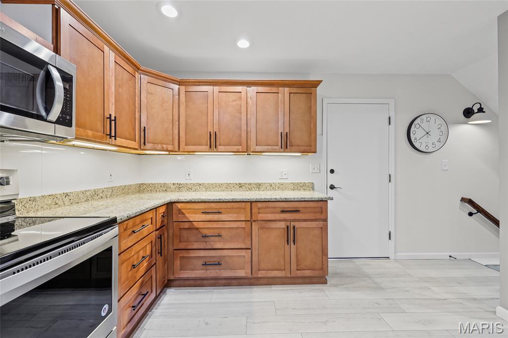 717 Turtle Cove Ballwin, MO 63011 - Photo 23 of 71