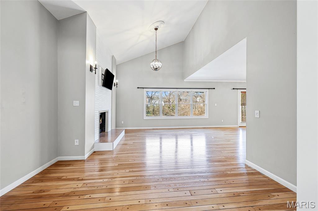 717 Turtle Cove Ballwin, MO 63011 - Photo 3 of 71