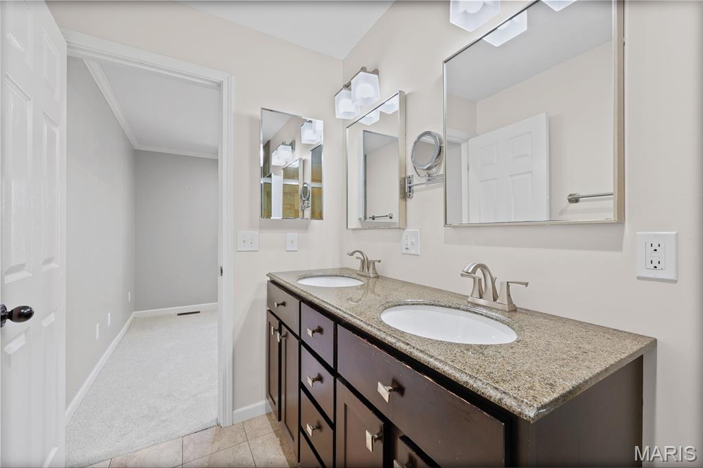 717 Turtle Cove Ballwin, MO 63011 - Photo 35 of 71