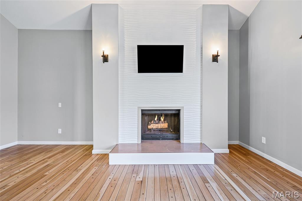 717 Turtle Cove Ballwin, MO 63011 - Photo 5 of 71