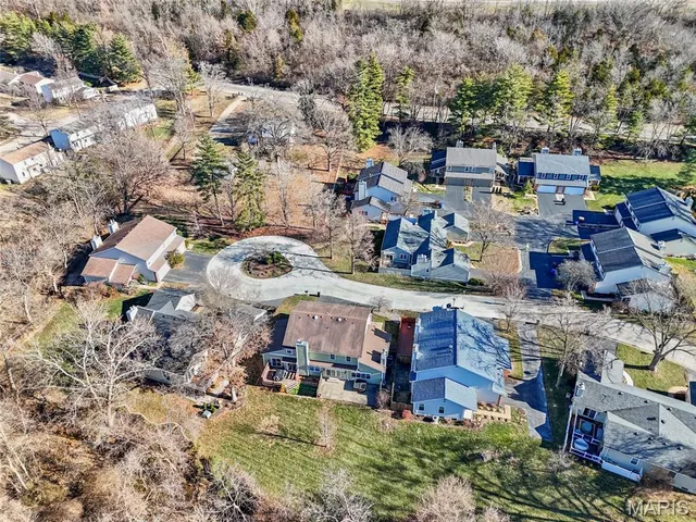 $425,000 | 717 Turtle Cove, Ballwin, MO 63011