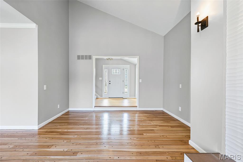 717 Turtle Cove Ballwin, MO 63011 - Photo 8 of 71