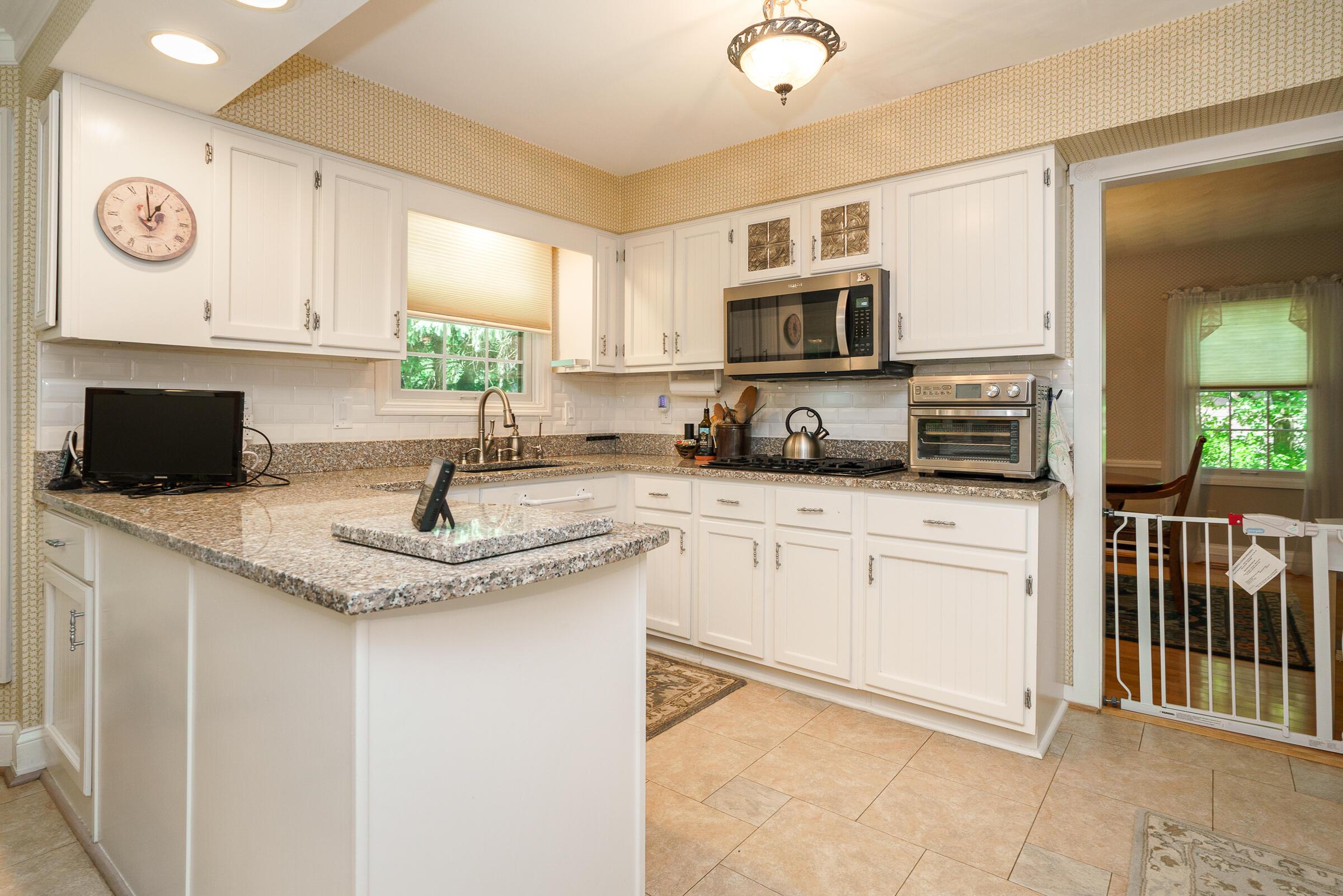 6165 Dublin Road Dublin, OH 43017 - Photo 15 of 54 6165 Dublin Rd-19