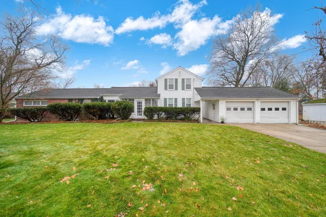 $250,000 | 3219 McCain Road, Jackson, MI 49203