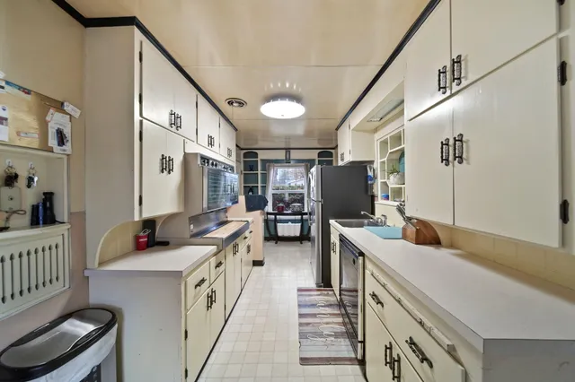 $250,000 | 3219 McCain Road, Jackson, MI 49203