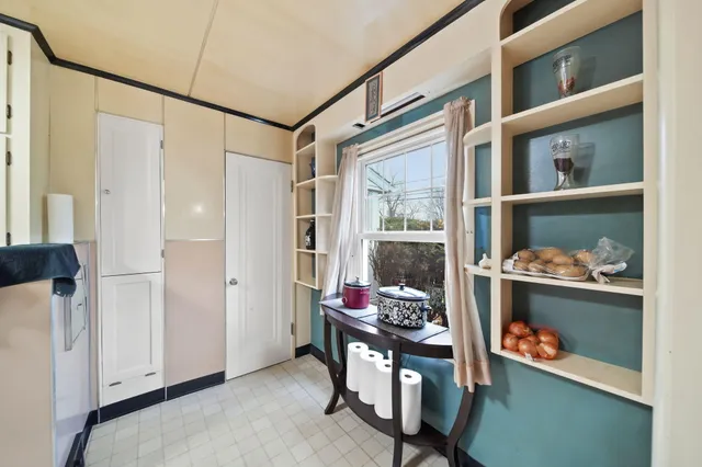 $250,000 | 3219 McCain Road, Jackson, MI 49203