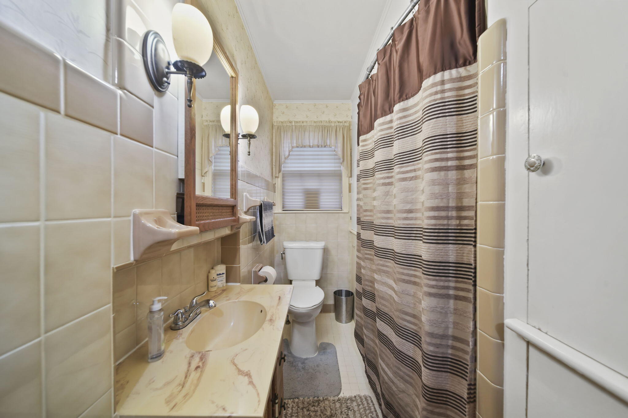 3219 McCain Road Jackson, MI 49203 - Photo 10 of 46 9