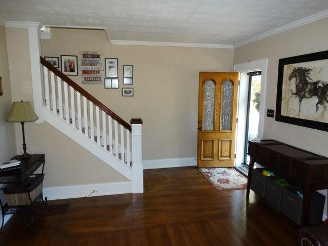 27 Lyndale Road Fort Mitchell, KY 41017 - Photo 3 of 30 Gallery Image 3